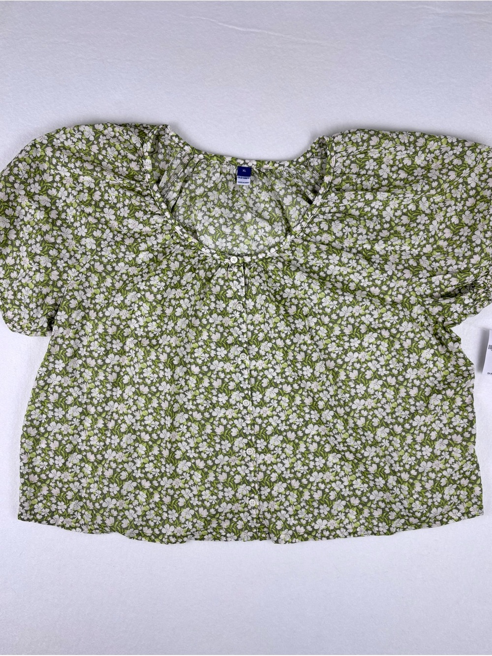 Old Navy women’s XL green and white floral blouses Boho cottage core NWT